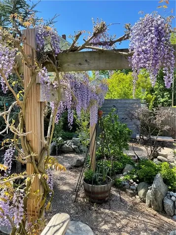 33 Evergreen Street Providence RI 02906