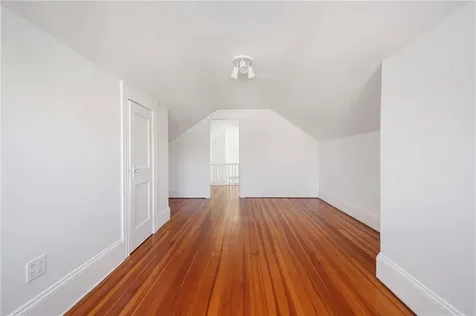 33 Evergreen Street Providence RI 02906