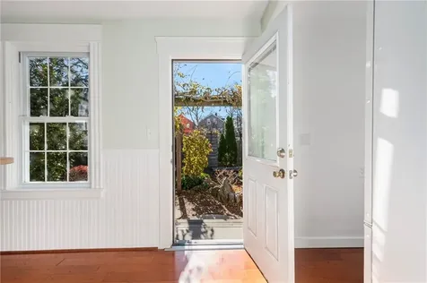 33 Evergreen Street Providence RI 02906