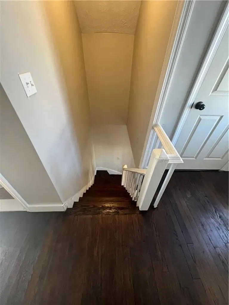 157 Grosvenor Avenue East Providence RI 02914