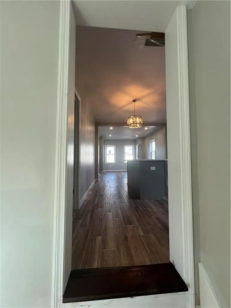 157 Grosvenor Avenue East Providence RI 02914