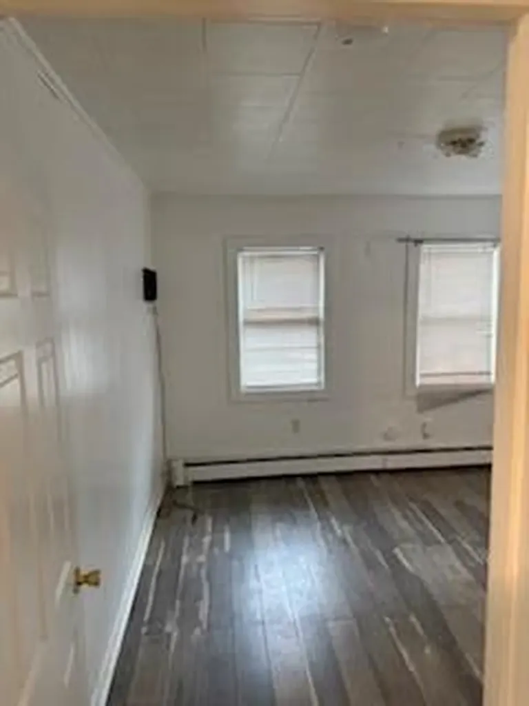 976 Chalkstone Avenue Providence RI 02908