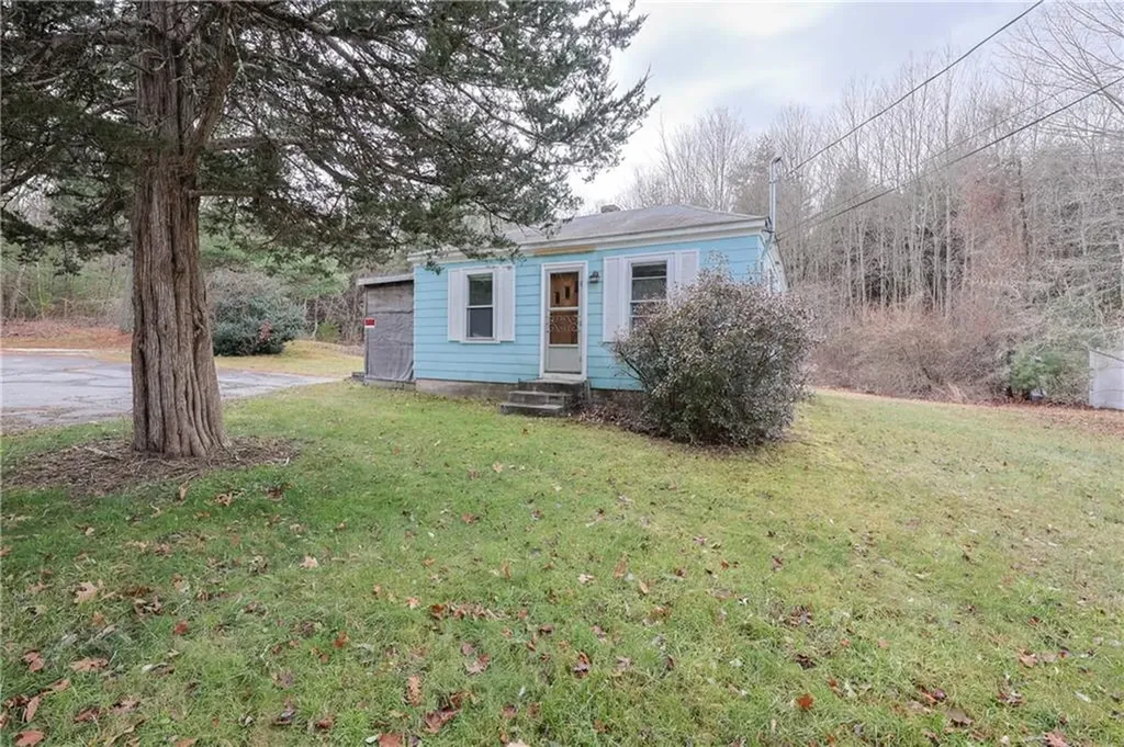 5 Lees Lane Glocester RI 02814