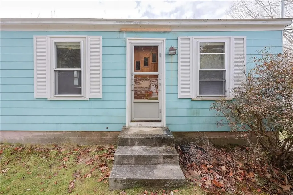 5 Lees Lane Glocester RI 02814