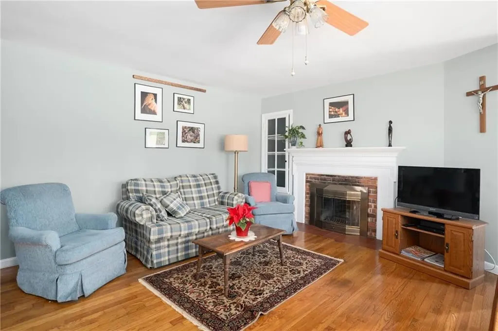 7 Restmere Terrace Middletown RI 02842