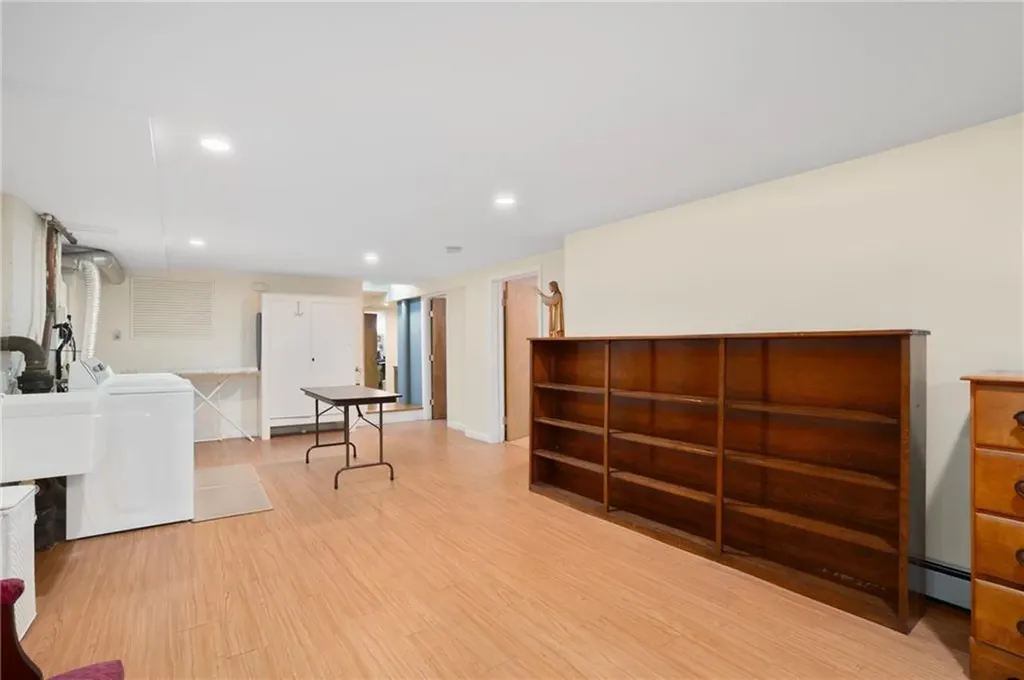 7 Restmere Terrace Middletown RI 02842