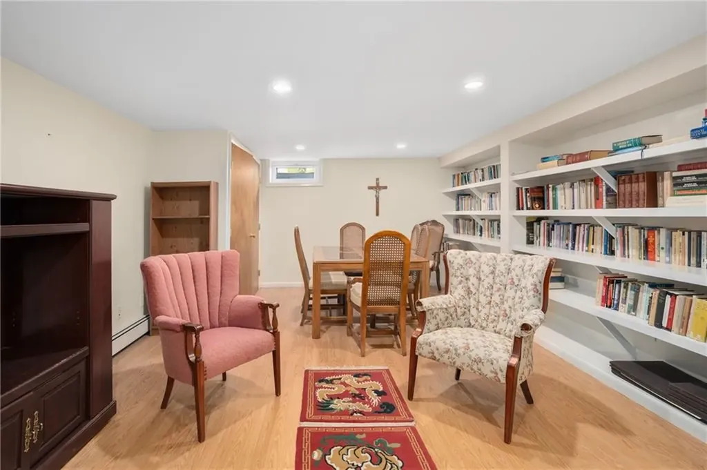 7 Restmere Terrace Middletown RI 02842