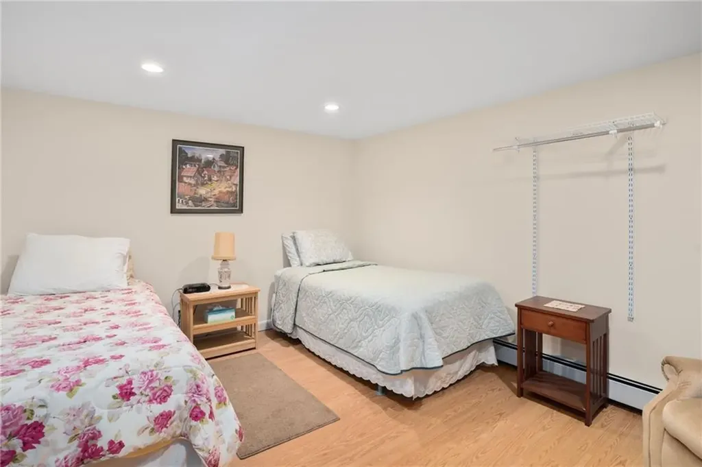 7 Restmere Terrace Middletown RI 02842