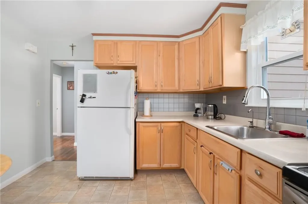 7 Restmere Terrace Middletown RI 02842