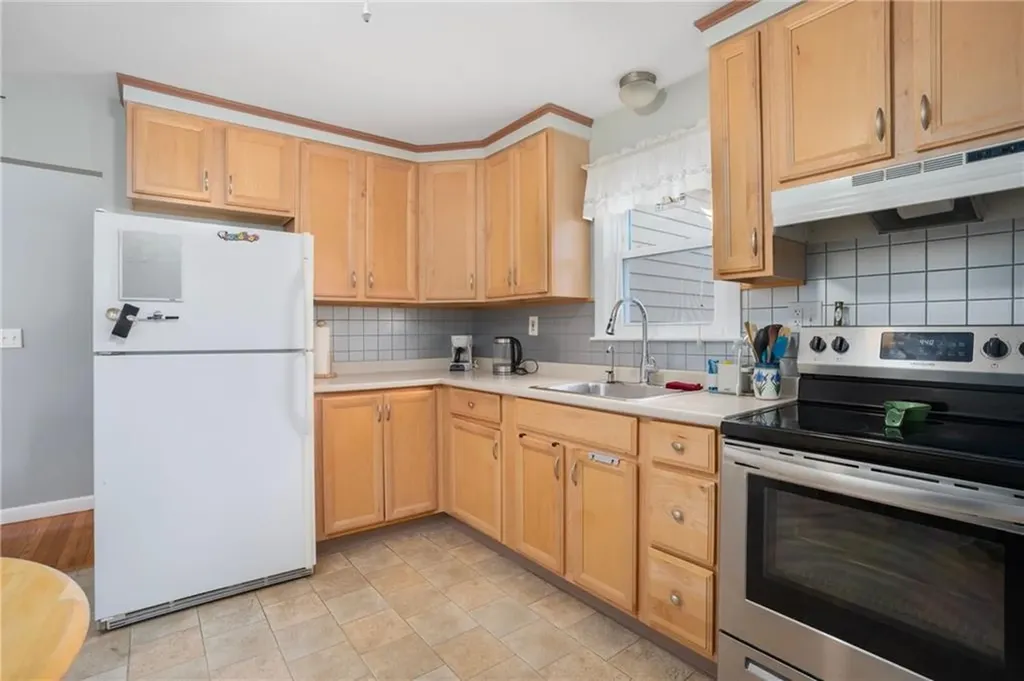 7 Restmere Terrace Middletown RI 02842