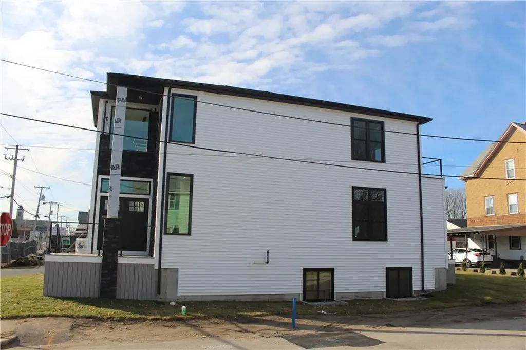 888 Central Avenue Avenue Pawtucket RI 02861