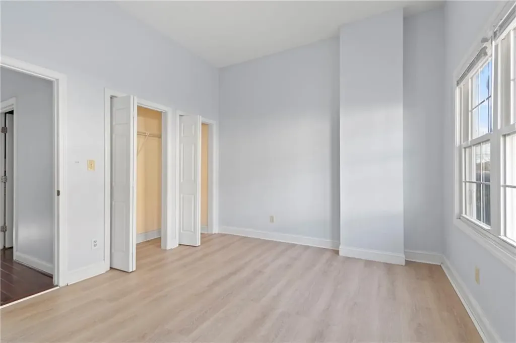 102 Dixon Street Providence RI 02907