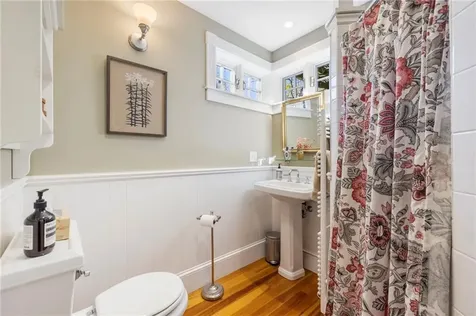 41 Walcott Avenue Jamestown RI 02835