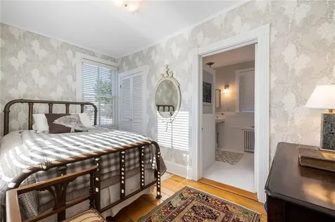 41 Walcott Avenue Jamestown RI 02835