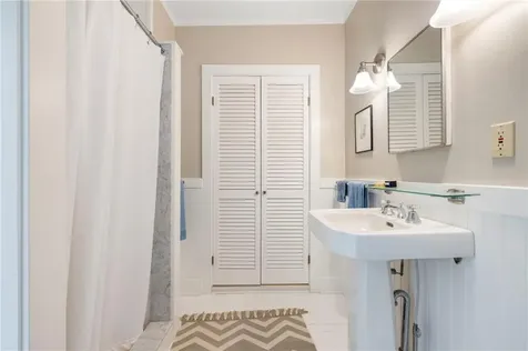 41 Walcott Avenue Jamestown RI 02835