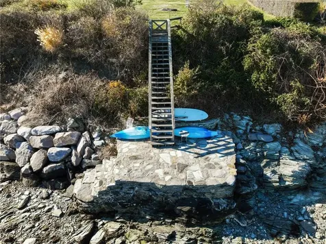 41 Walcott Avenue Jamestown RI 02835