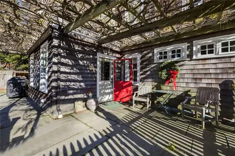 41 Walcott Avenue Jamestown RI 02835