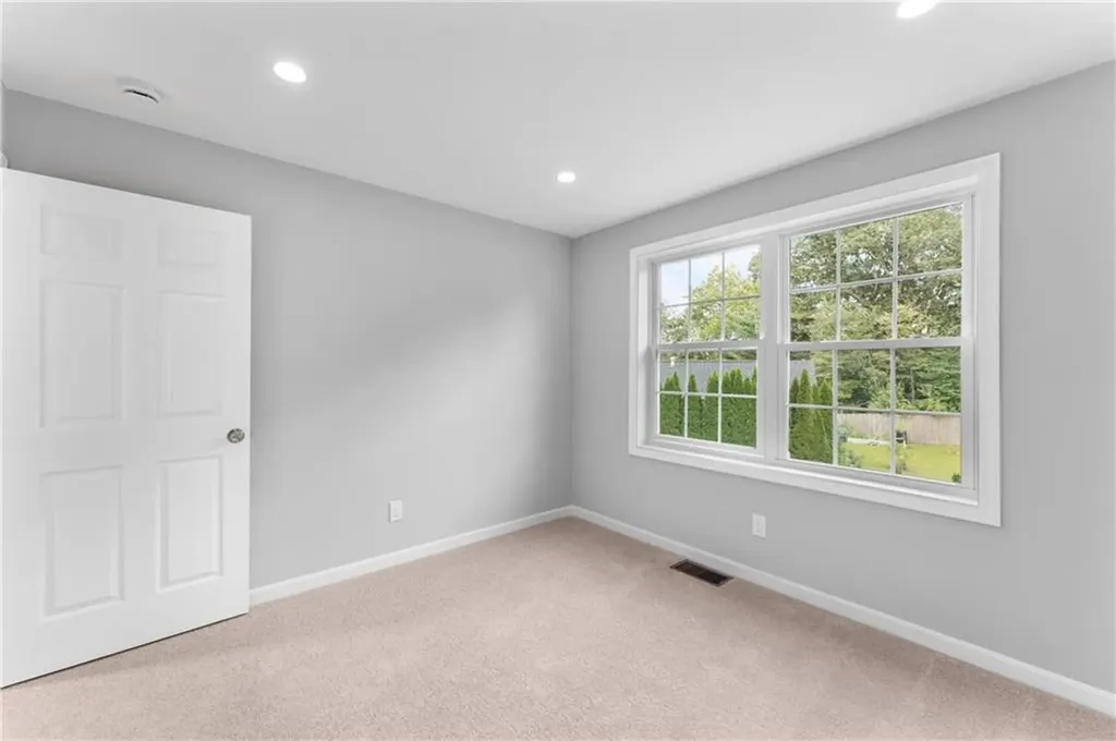 178 Highland Street Cranston RI 02920