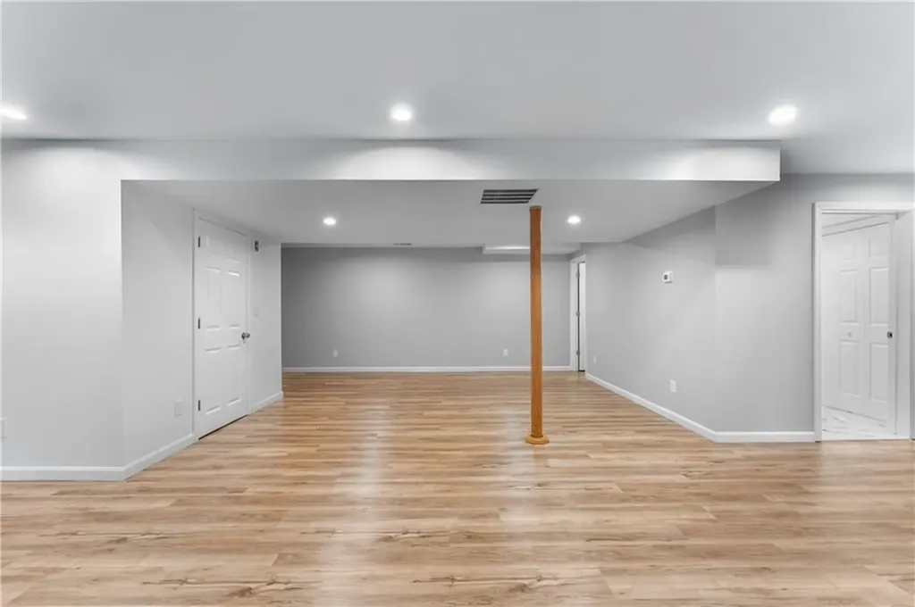 178 Highland Street Cranston RI 02920