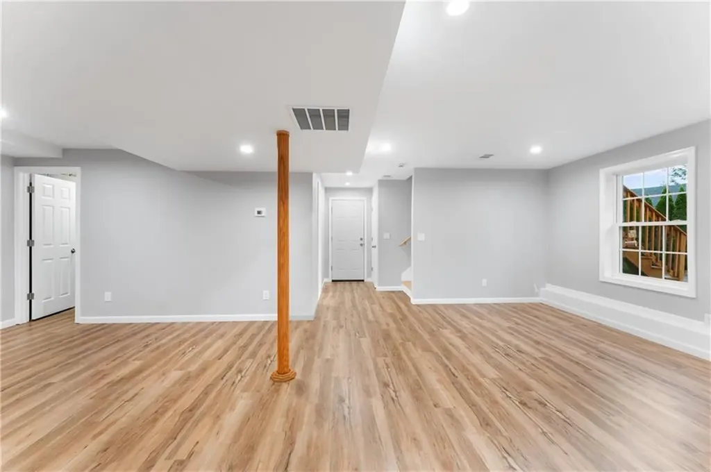 178 Highland Street Cranston RI 02920