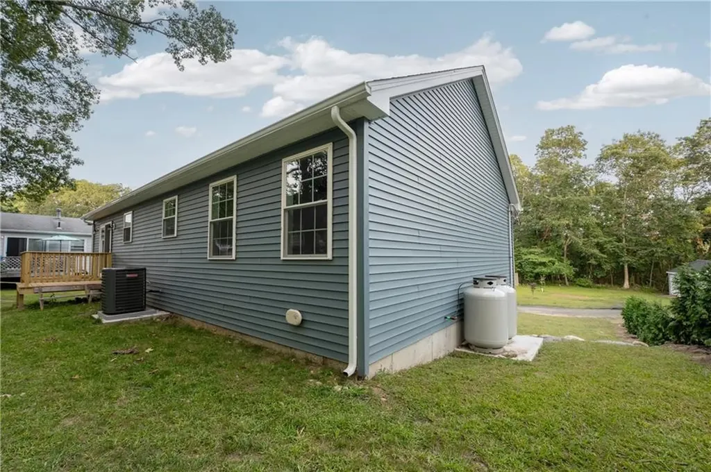 178 Highland Street Cranston RI 02920