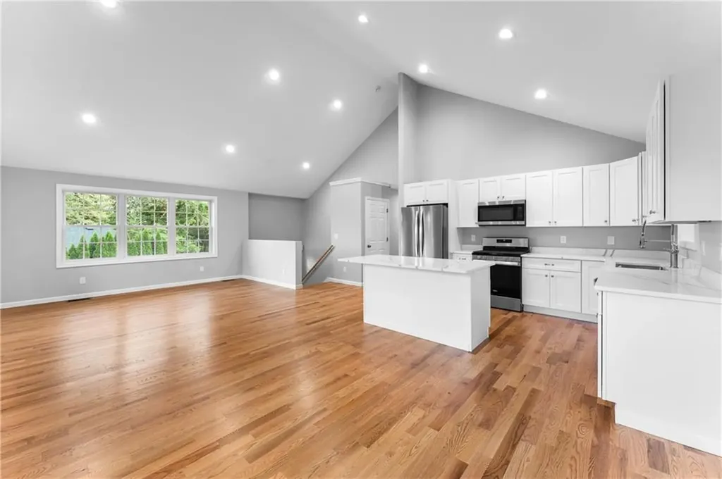 178 Highland Street Cranston RI 02920