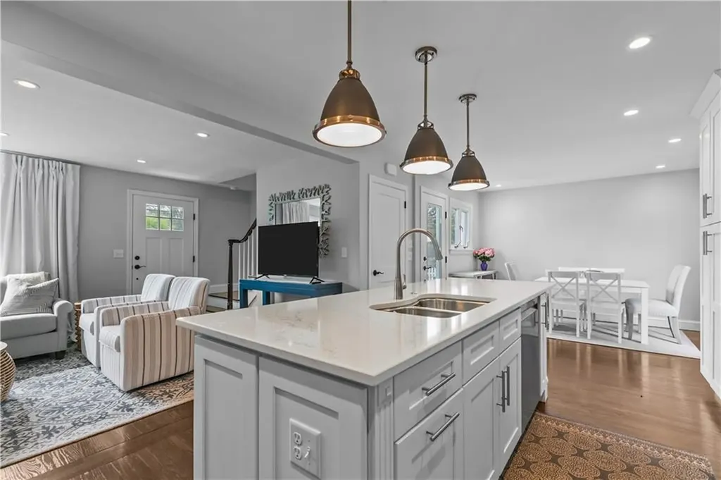 18 Sylvan Terrace Newport RI 02840