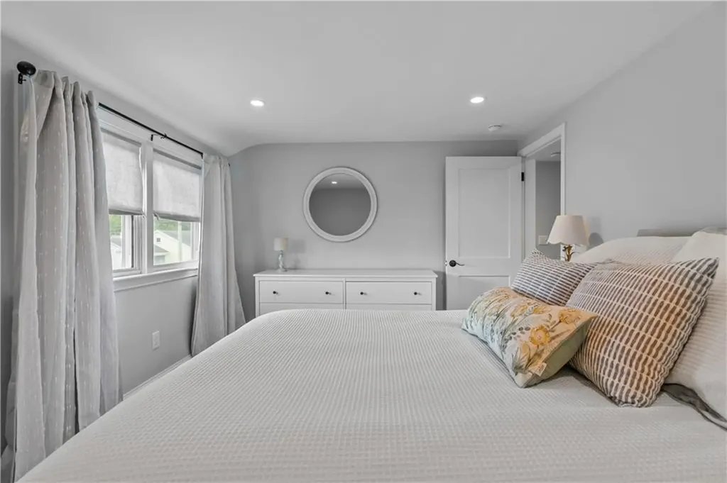 18 Sylvan Terrace Newport RI 02840
