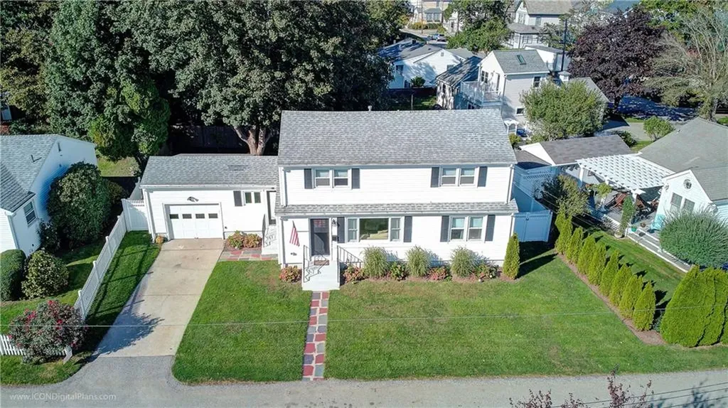 18 Sylvan Terrace Newport RI 02840