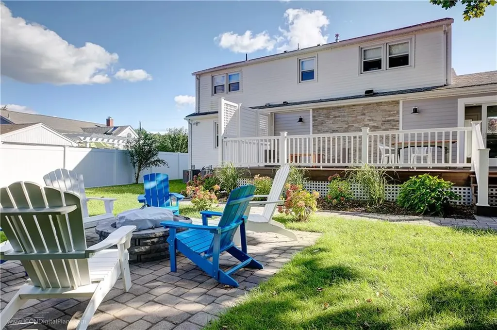 18 Sylvan Terrace Newport RI 02840