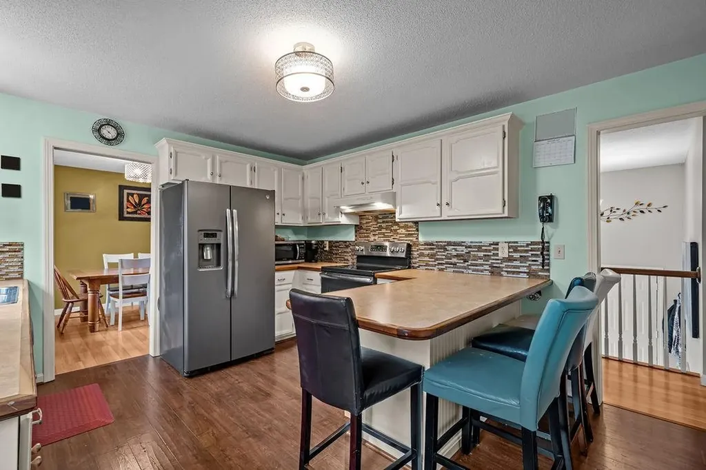 35 Robin Hollow Lane Westerly RI 02891