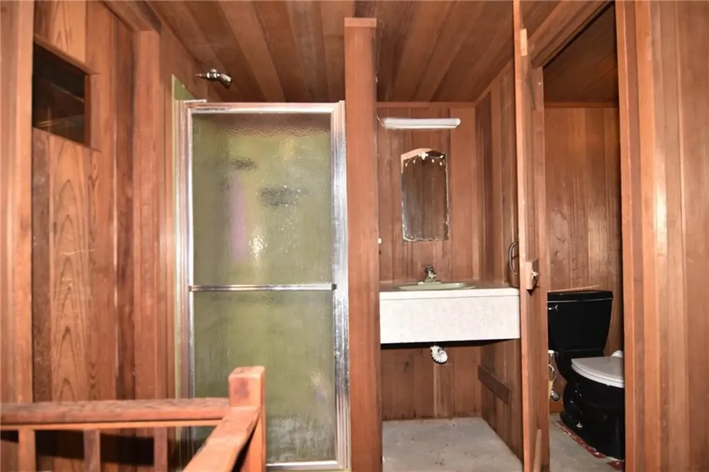 153 Fairview Avenue Hopkinton RI 02832