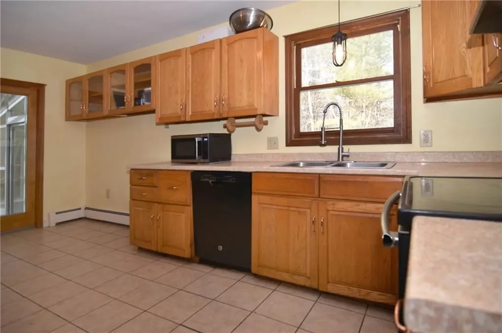 153 Fairview Avenue Hopkinton RI 02832