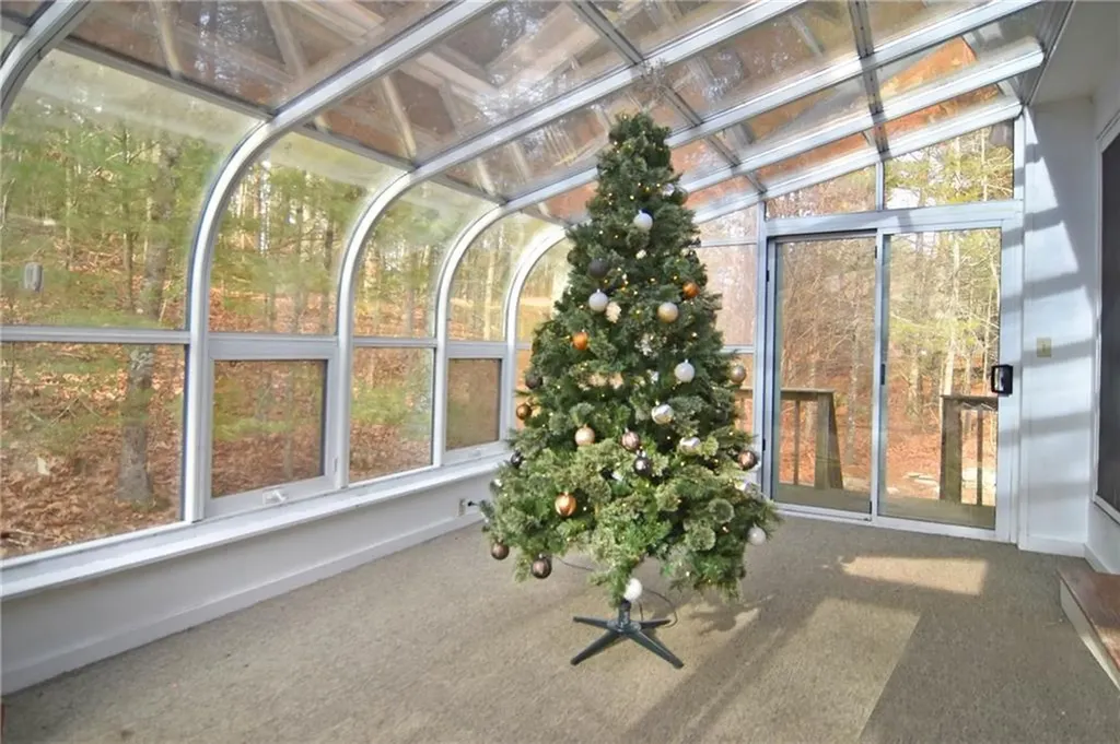 153 Fairview Avenue Hopkinton RI 02832