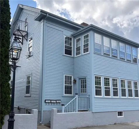 8 Bridge Street Newport RI 02840