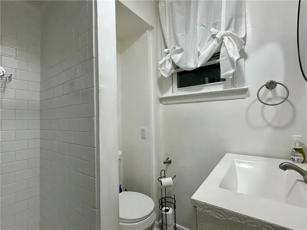 800 Oakland Beach Avenue Warwick RI 02889