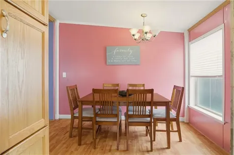 52 Bradley Terrace Portsmouth RI 02871