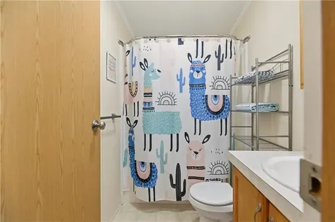 52 Bradley Terrace Portsmouth RI 02871