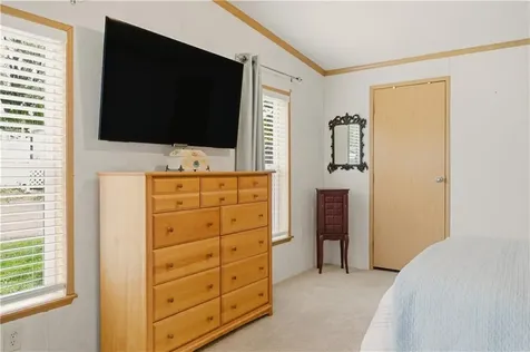 52 Bradley Terrace Portsmouth RI 02871