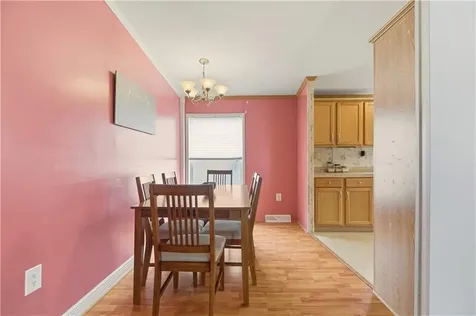 52 Bradley Terrace Portsmouth RI 02871