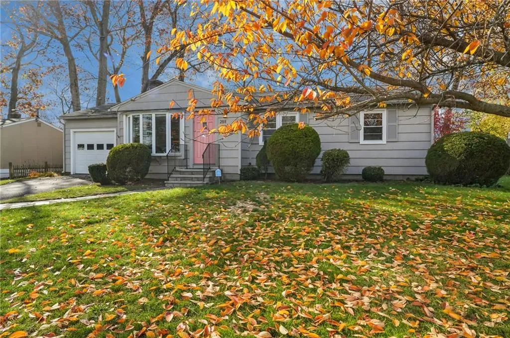 288 Cove Avenue Warwick RI 02889