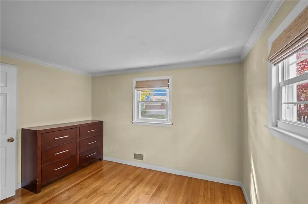 288 Cove Avenue Warwick RI 02889