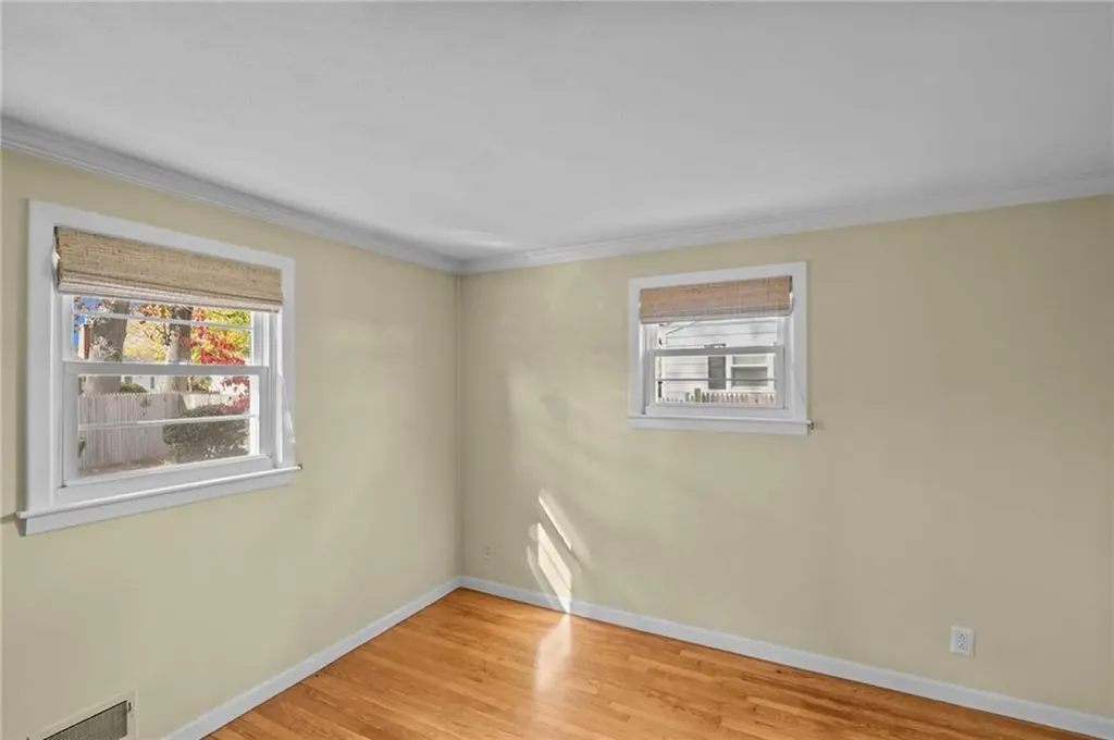 288 Cove Avenue Warwick RI 02889