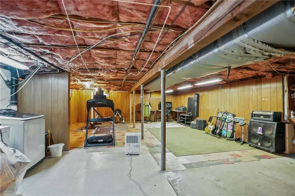 288 Cove Avenue Warwick RI 02889