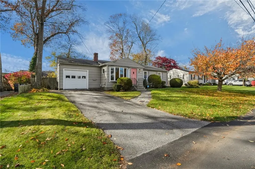 288 Cove Avenue Warwick RI 02889