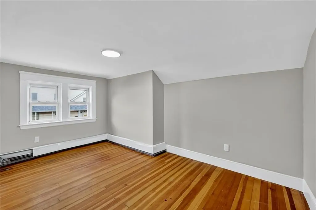 112 Villa Avenue Cranston RI 02905