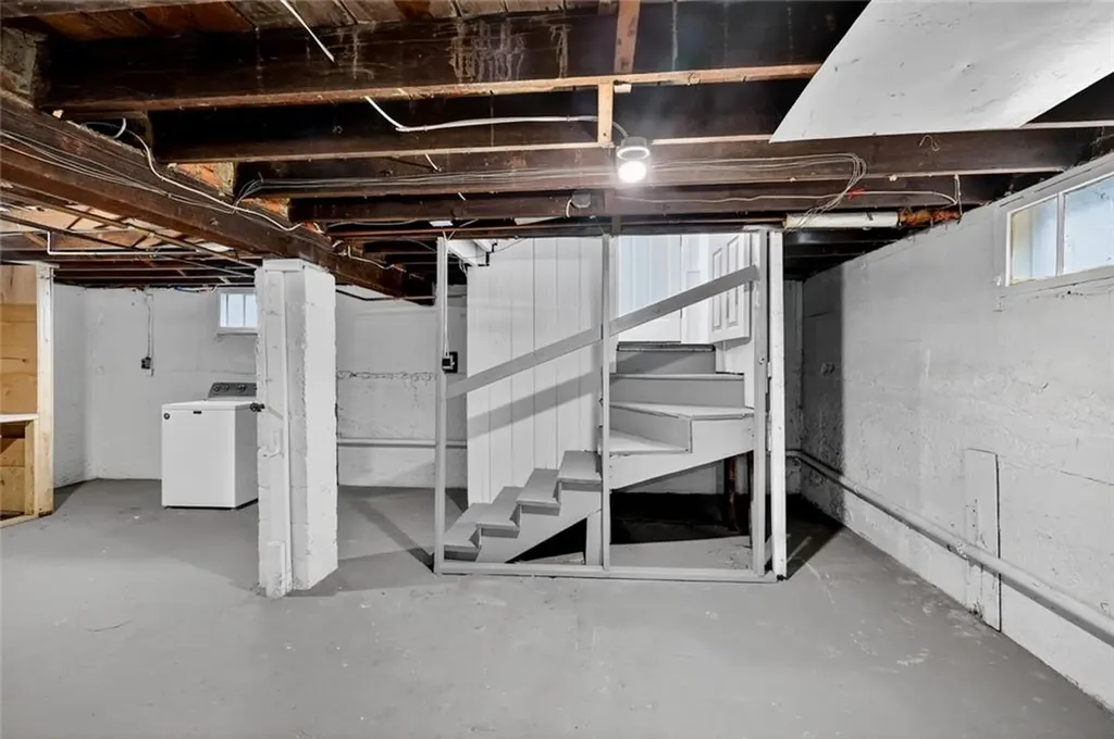 112 Villa Avenue Cranston RI 02905