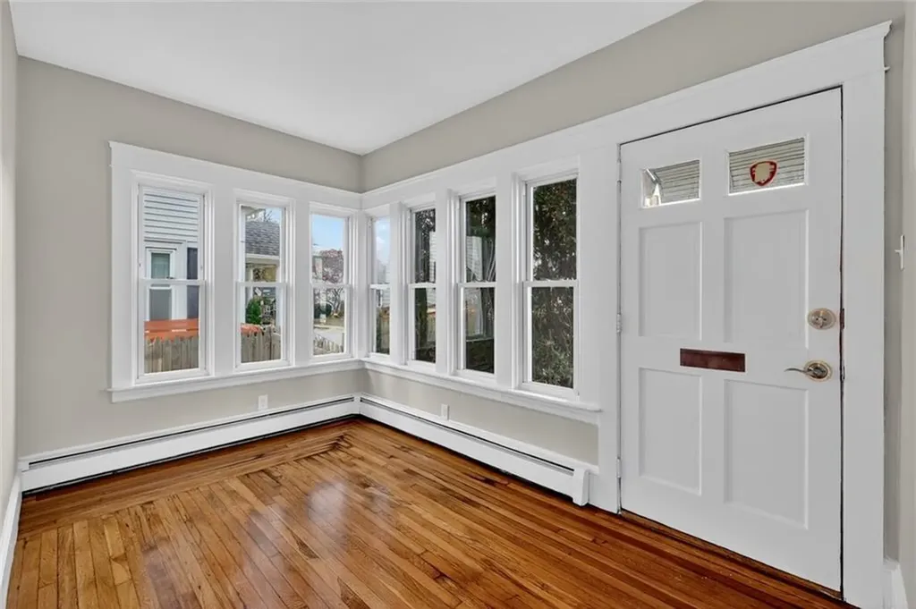 112 Villa Avenue Cranston RI 02905