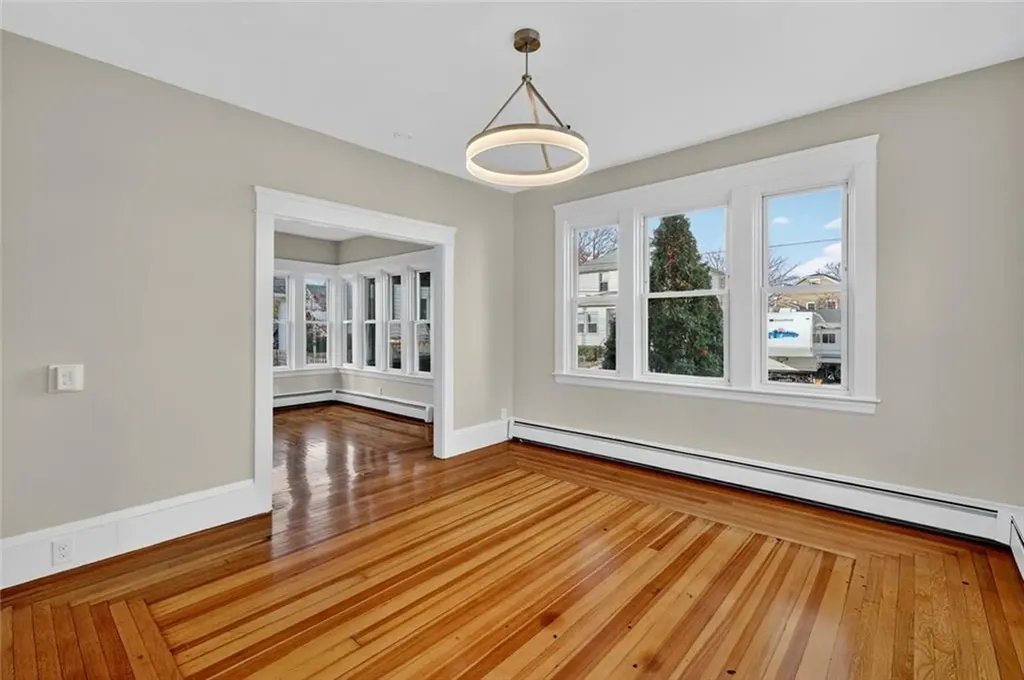 112 Villa Avenue Cranston RI 02905