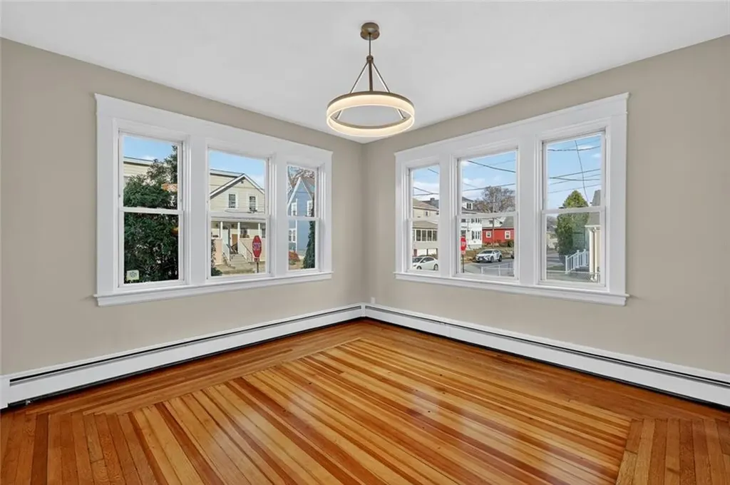 112 Villa Avenue Cranston RI 02905